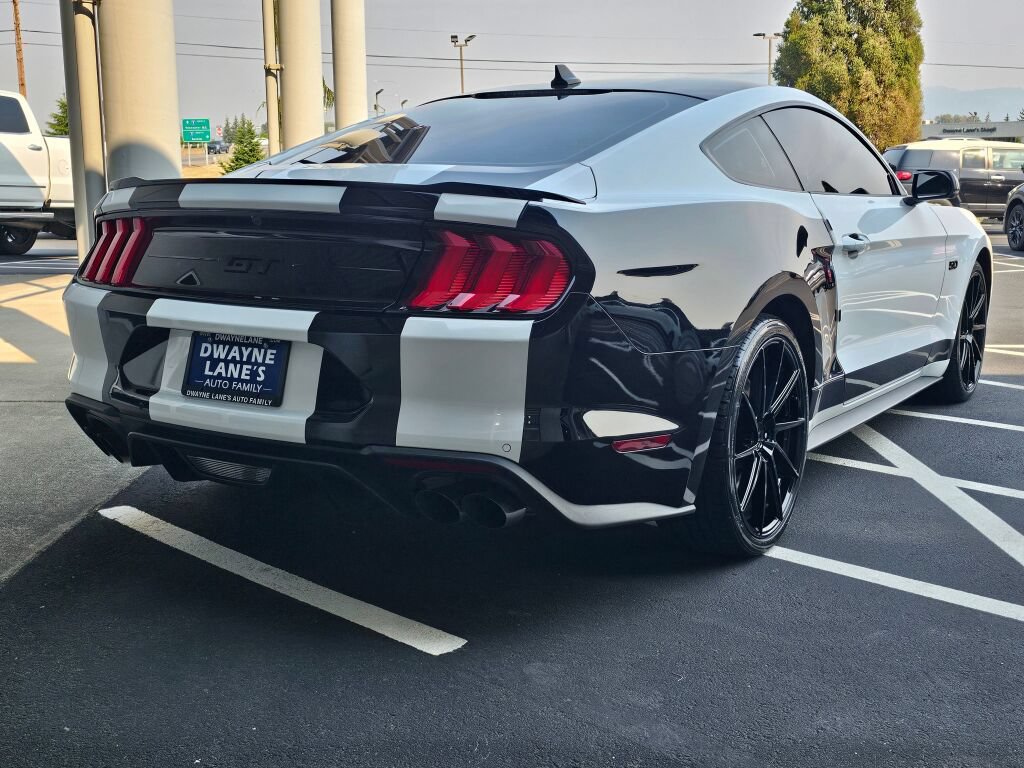 Used 2022 Ford Mustang GT Premium w/ Equipment Group 401A RWD image 5