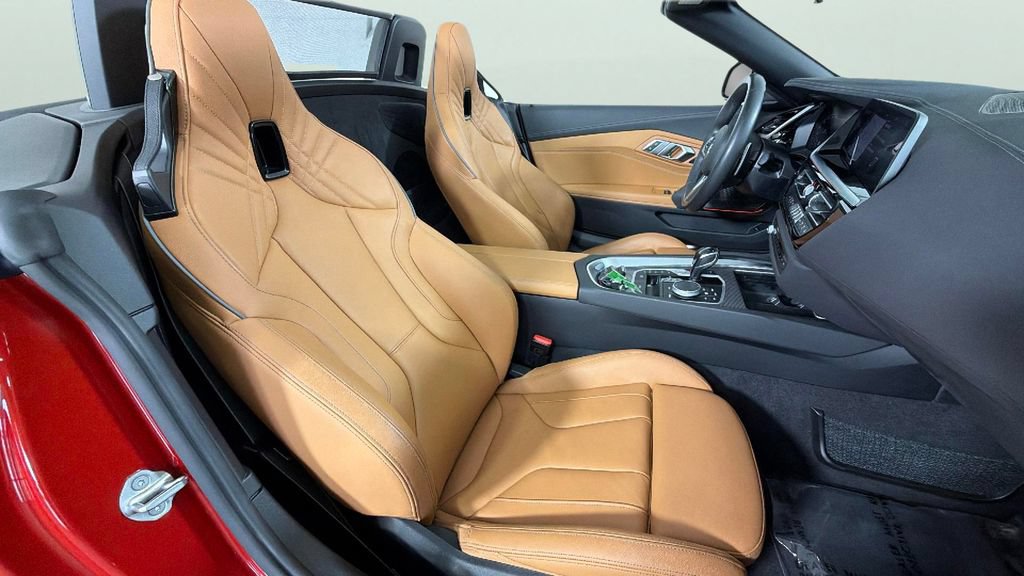 Used 2021 BMW Z4 M40i w/ Executive Package RWD image 28