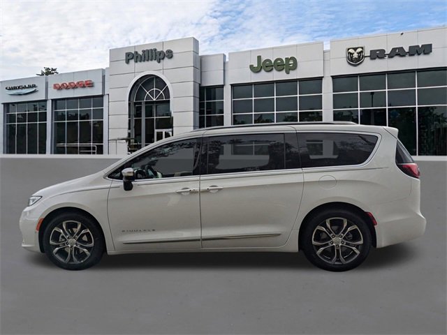New 2026 Chrysler Pacifica Pinnacle image 7