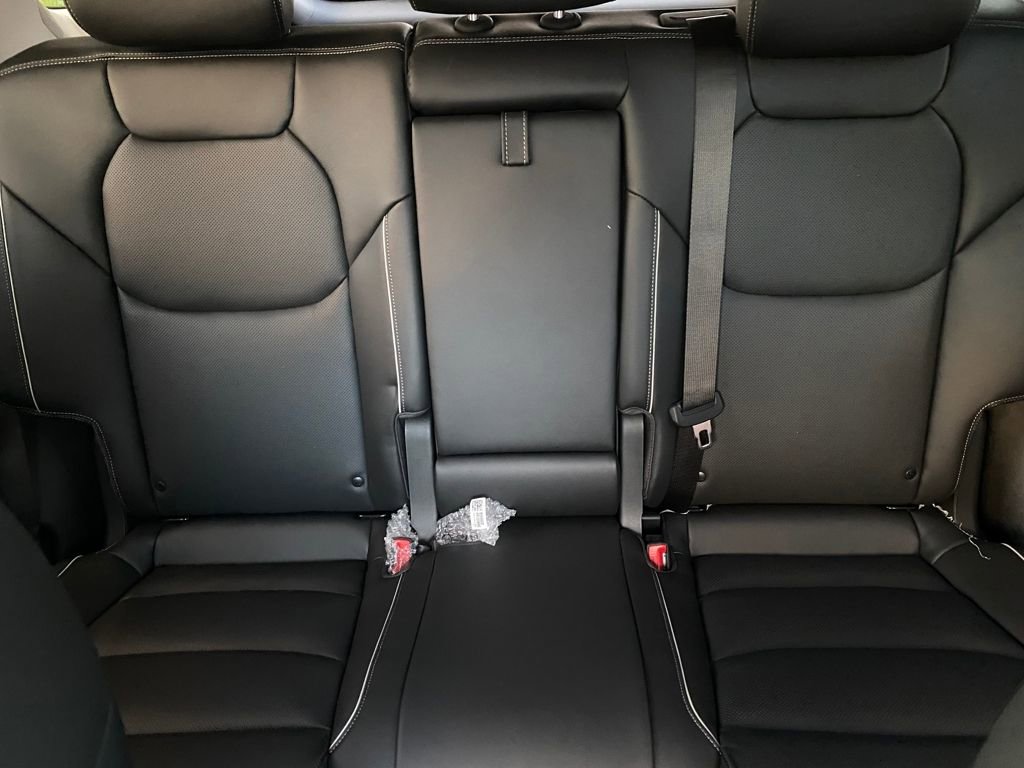 New 2026 Genesis GV70 2.5T Advanced image 36