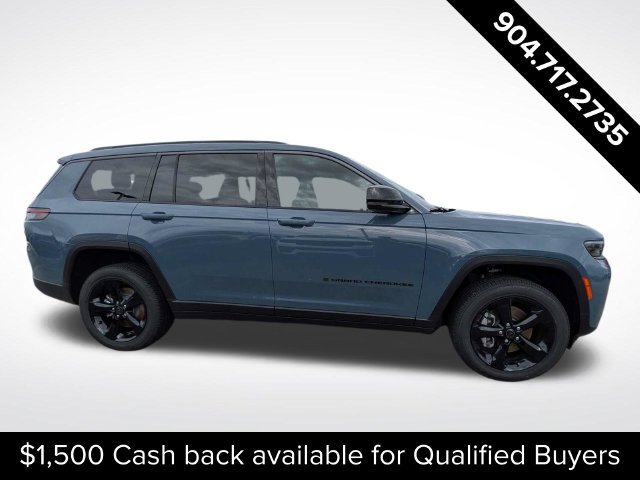 New 2027 Jeep Grand Cherokee L Limited w/ Limited Altitude Package RWD image 3