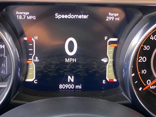 Used 2020 Jeep Wrangler Unlimited Sahara w/ Cold Weather Group AWD/4WD image 15