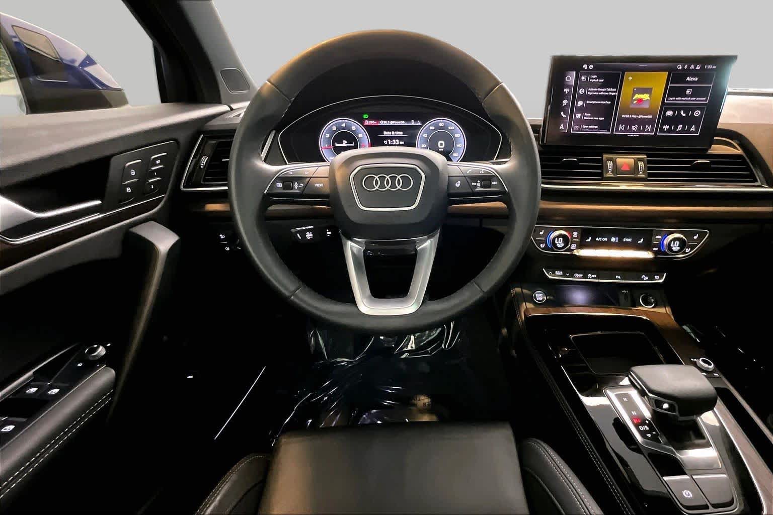 Certified 2024 Audi Q5 2.0T Premium Plus w/ Premium Plus Package AWD/4WD image 6