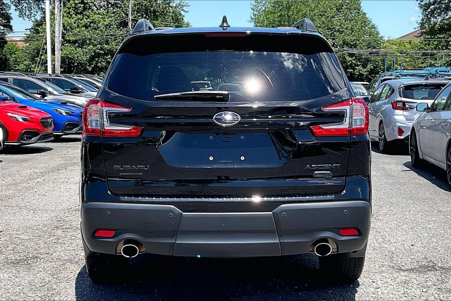 Certified 2025 Subaru Ascent Bronze Edition AWD/4WD image 4
