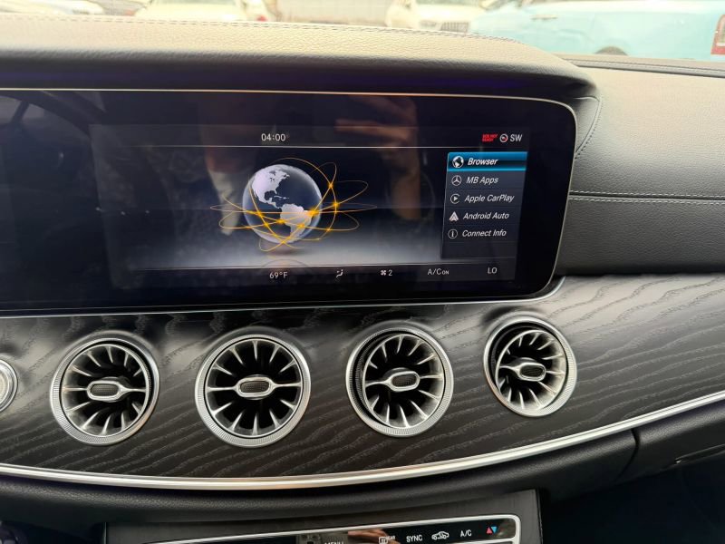 Used 2018 Mercedes-Benz E 400 4MATIC Coupe image 24