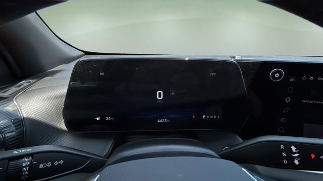 Used 2026 Chevrolet Equinox LT w/ Convenience Package II image 33