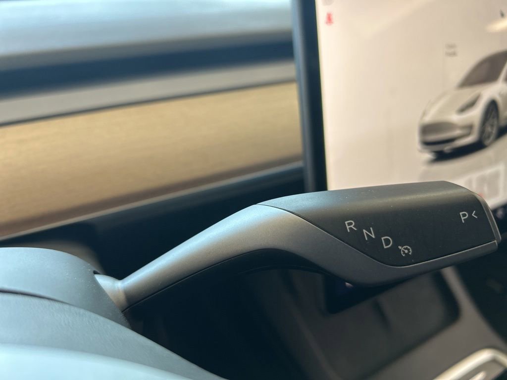 Used 2022 Tesla Model 3 Long Range AWD/4WD image 14