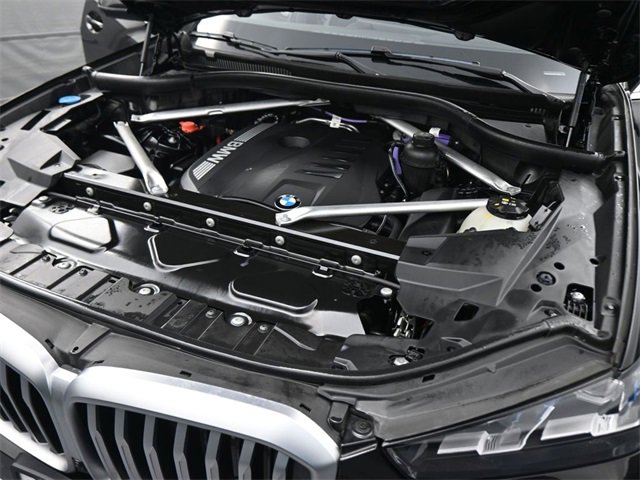 Used 2024 BMW X5 xDrive40i w/ Premium Package image 10