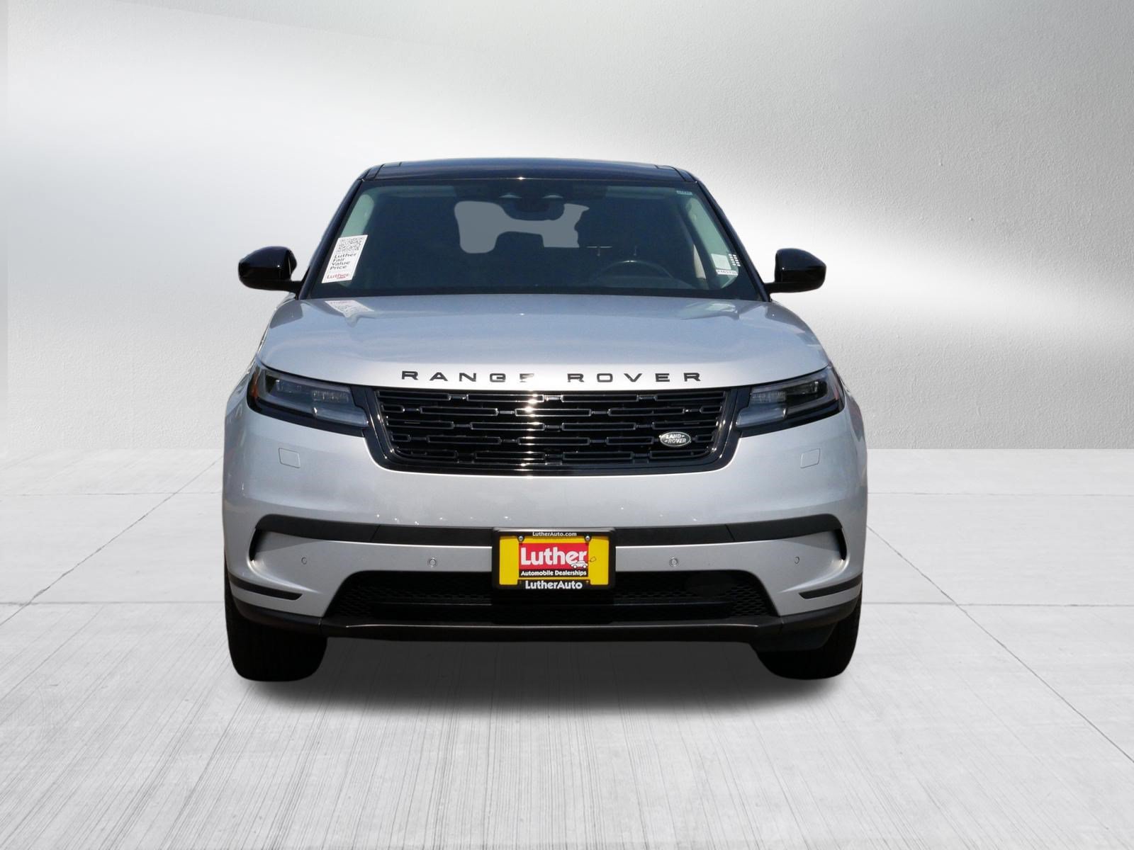 Used 2024 Land Rover Range Rover Velar S AWD/4WD image 2