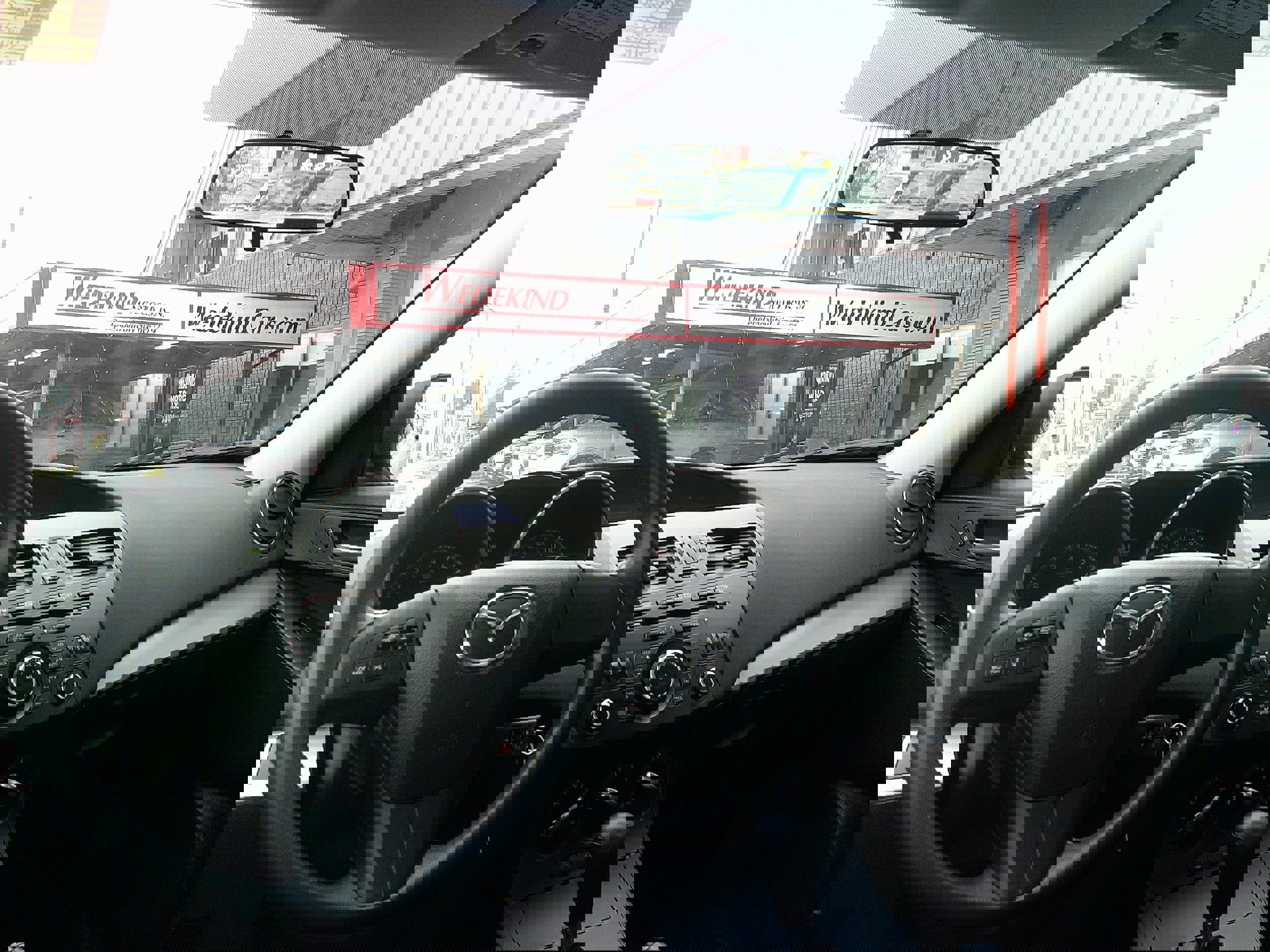 Used 2012 MAZDA MAZDA3 i Sport image 18