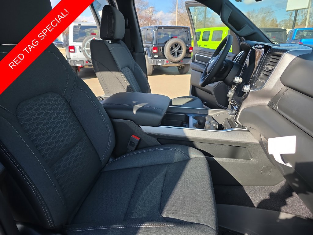 New 2026 RAM 1500 Big Horn AWD/4WD image 10