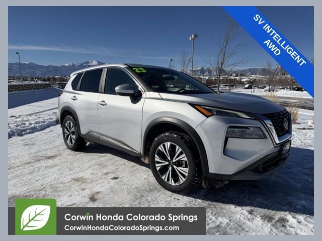 Used 2023 Nissan Rogue SV image 1