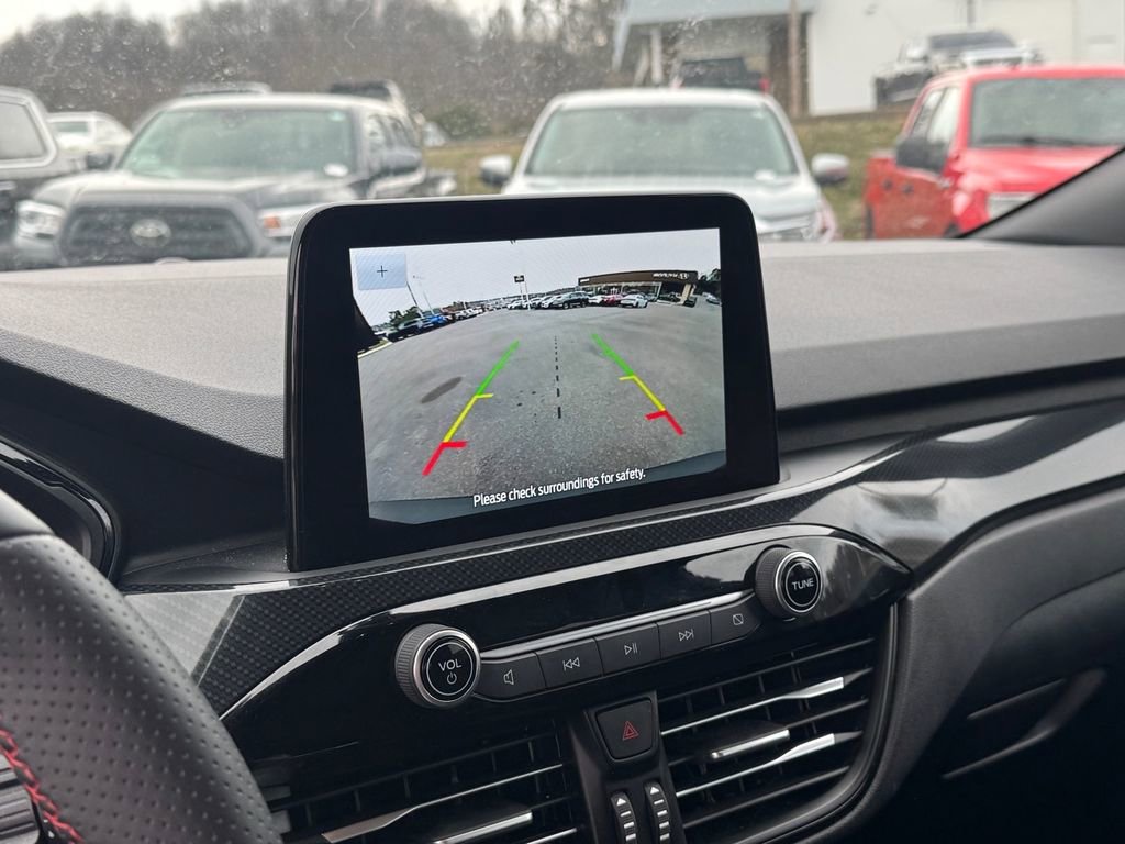 Used 2025 Ford Escape ST-Line image 24