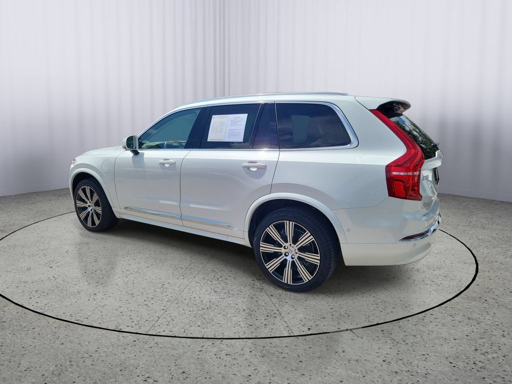 Certified 2024 Volvo XC90 T8 Plus w/ Protection Package AWD/4WD image 4