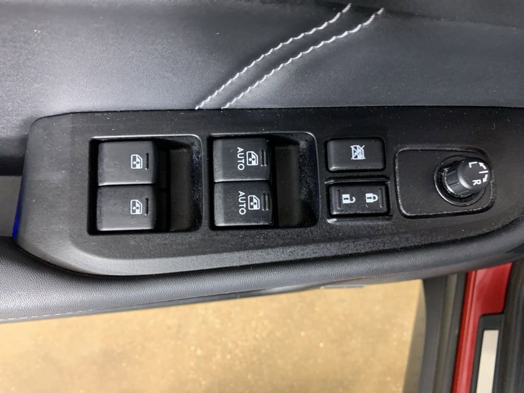 Used 2018 Subaru Outback 2.5i Limited AWD/4WD image 16
