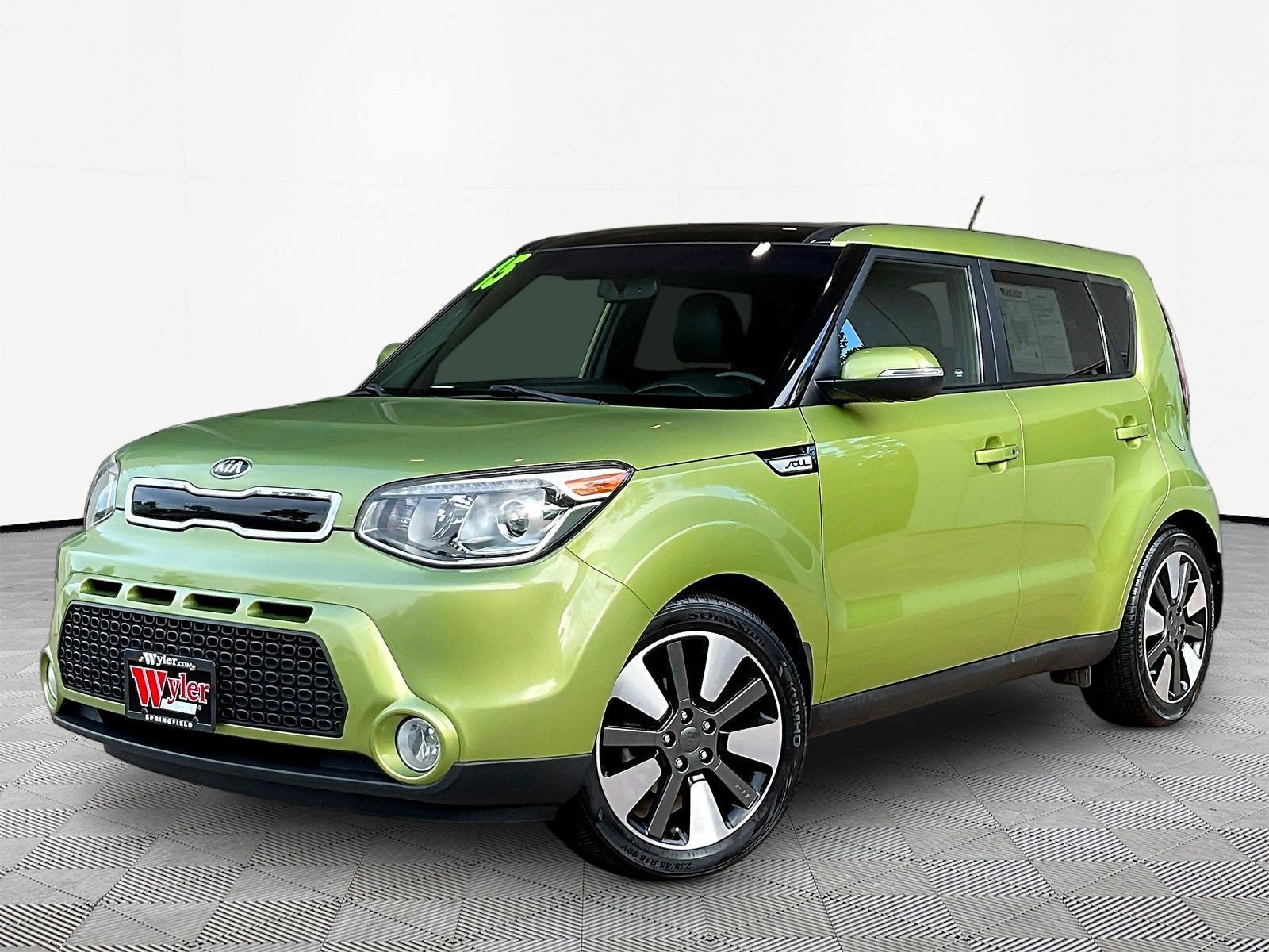 Used 2015 Kia Soul ! w/ Sun & Sound Package