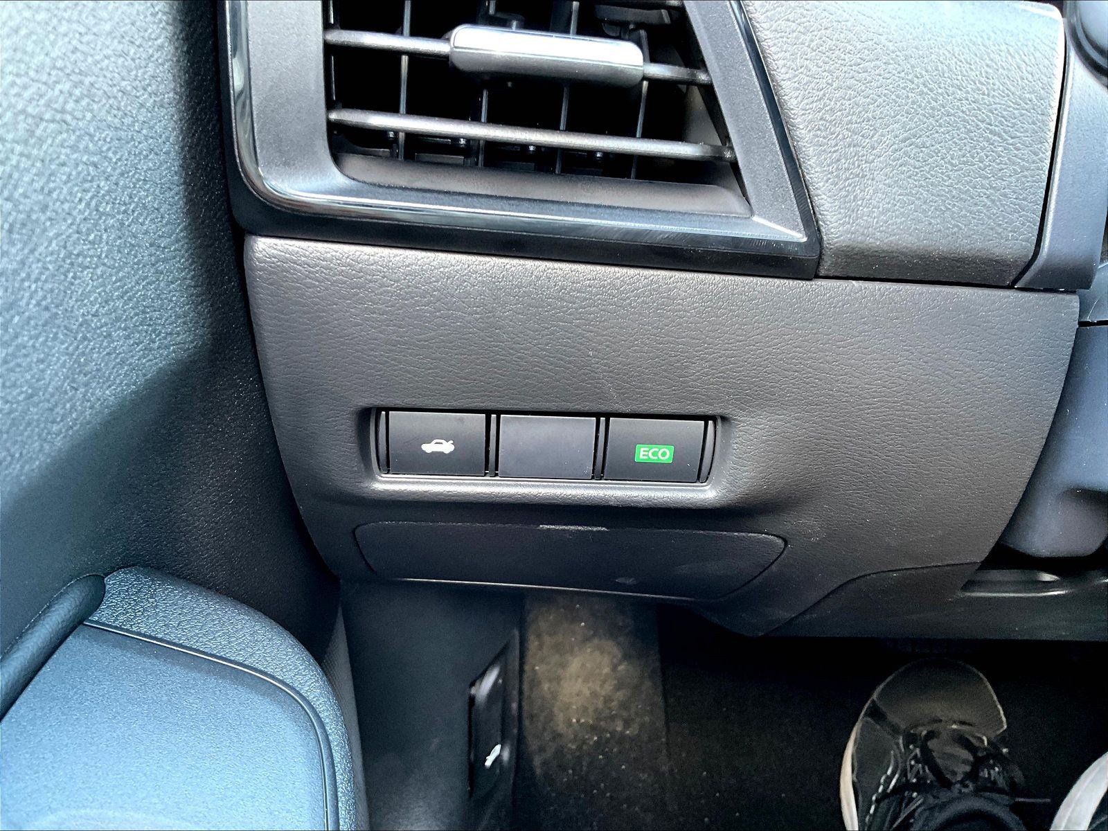 New 2027 Nissan Sentra S w/ Floor Mat Package FWD image 25