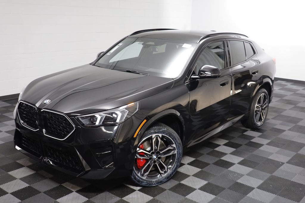 New 2026 BMW X2 xDrive28i w/ Technology Package AWD/4WD image 2
