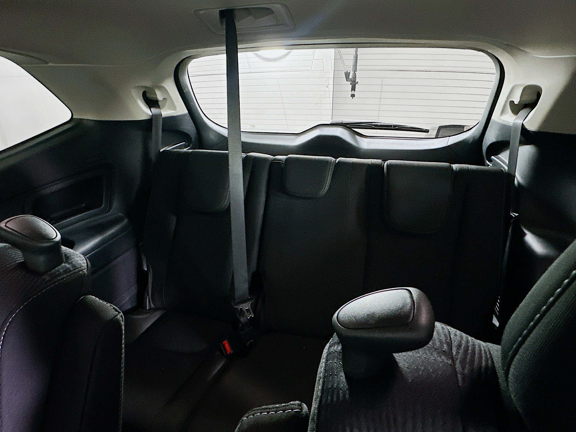 Used 2025 Subaru Ascent Premium image 27