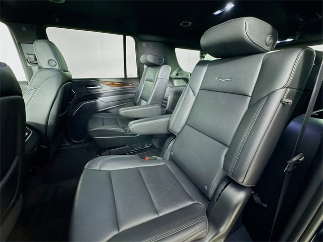 Used 2024 Cadillac Escalade ESV Luxury image 23