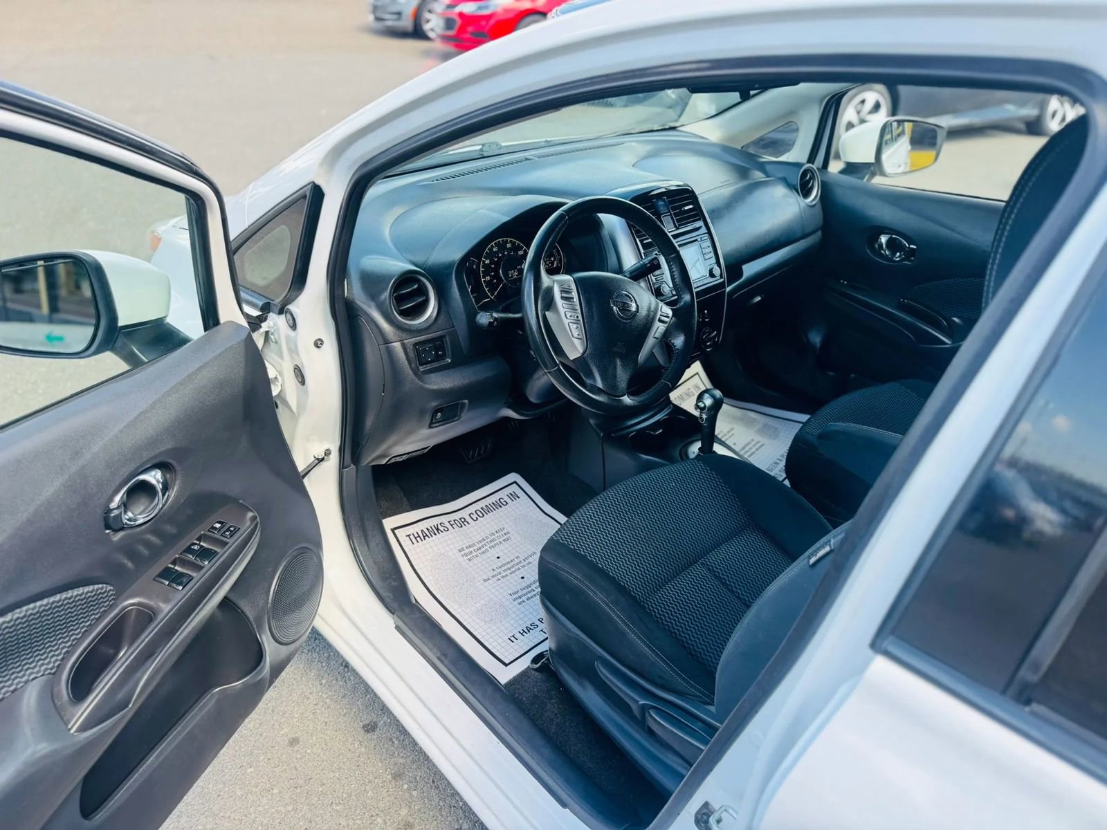 Used 2016 Nissan Versa Note SV FWD image 9