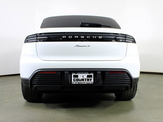 New 2026 Porsche Macan 4 Electric AWD/4WD image 6