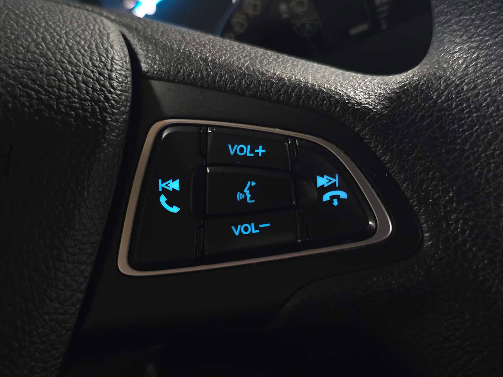 Used 2019 Ford Escape SE image 34