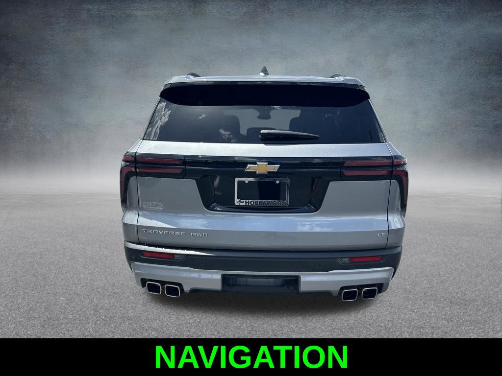 Used 2024 Chevrolet Traverse LT AWD/4WD image 6