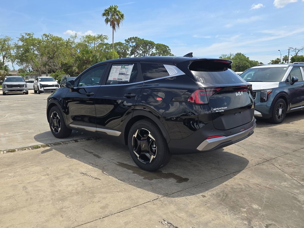 New 2026 Kia Sportage EX FWD image 6