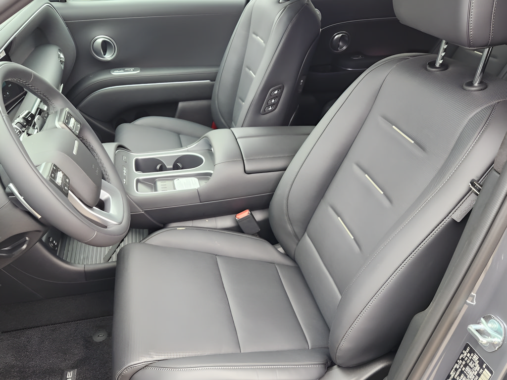 New 2026 Hyundai Palisade Calligraphy AWD/4WD image 13