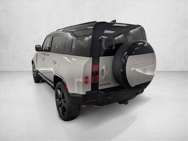 New 2026 Land Rover Defender 110 X-Dynamic SE AWD/4WD image 3