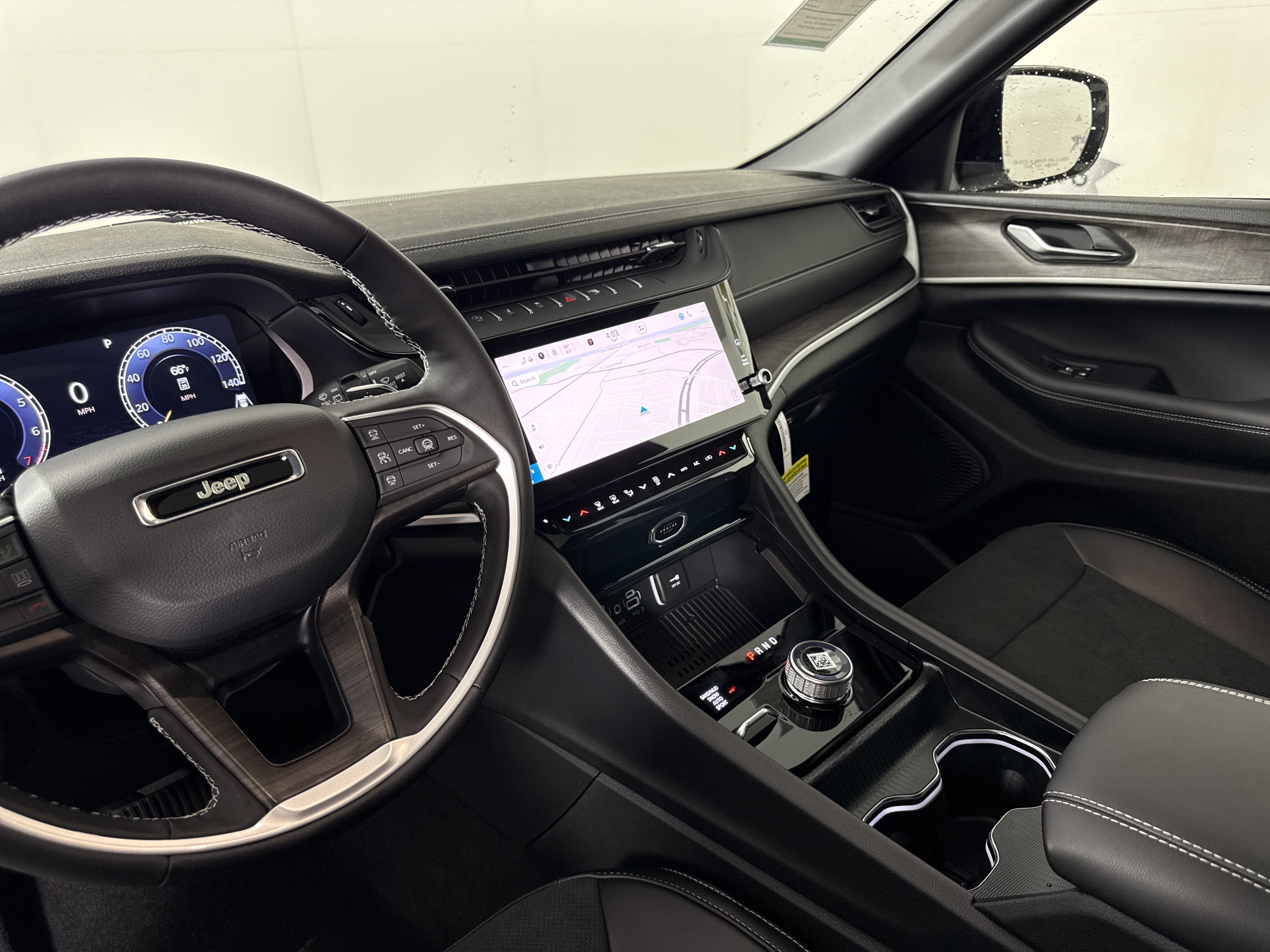 New 2026 Jeep Grand Cherokee Altitude AWD/4WD image 27