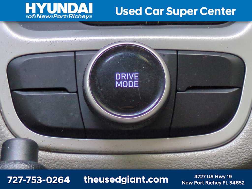 Certified 2023 Hyundai Venue SEL w/ Cargo Package FWD image 23