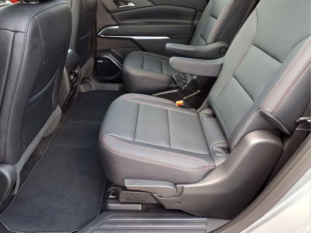 Used 2026 Chevrolet Traverse Z71 w/ Enhanced Driving Package AWD/4WD image 29