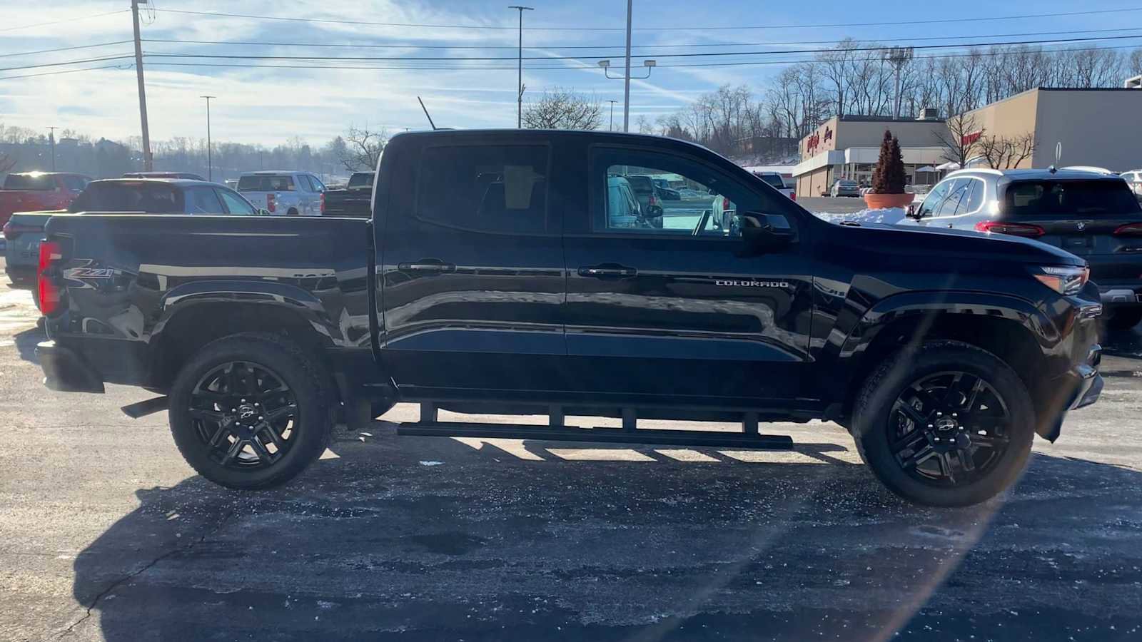 Certified 2024 Chevrolet Colorado Z71 w/ Z71 Convenience Package 2 image 9