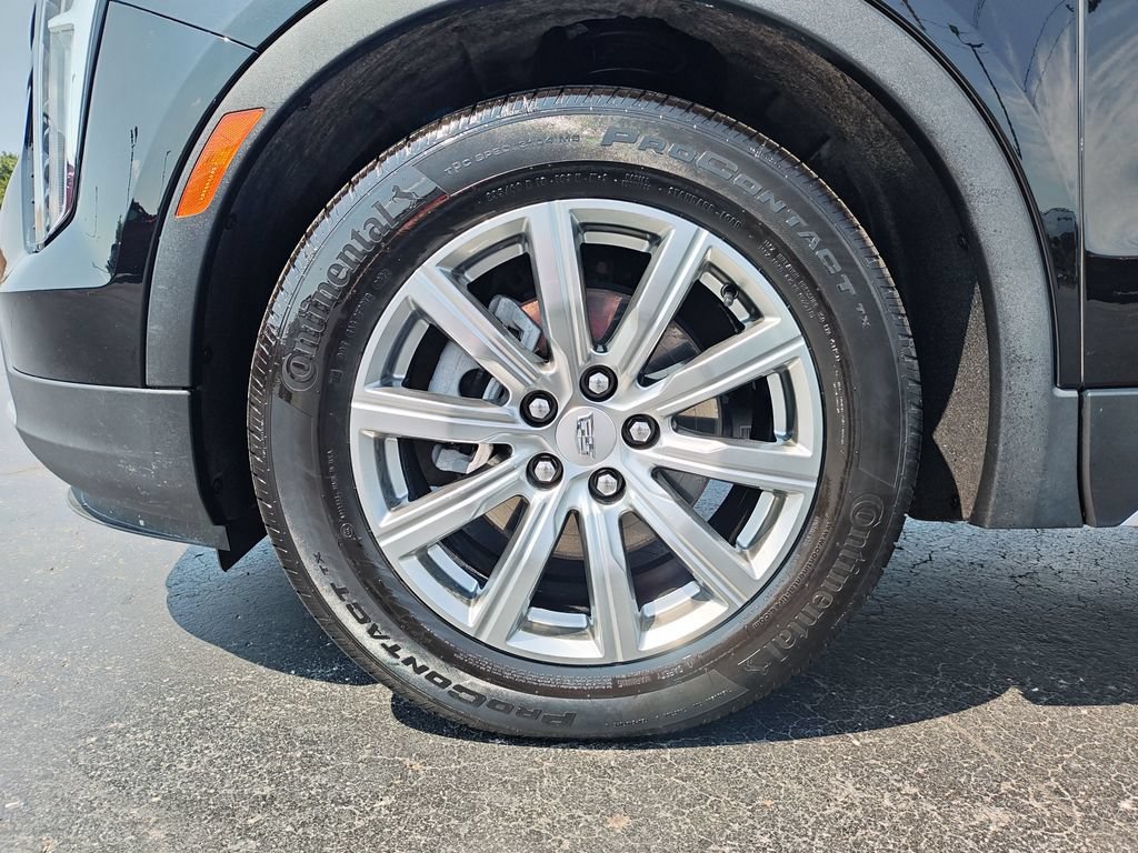 Used 2023 Cadillac XT4 Premium Luxury AWD/4WD image 10