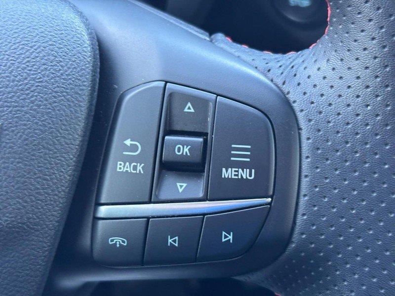 Used 2024 Ford Escape ST-Line w/ Equipment Group 301A image 21