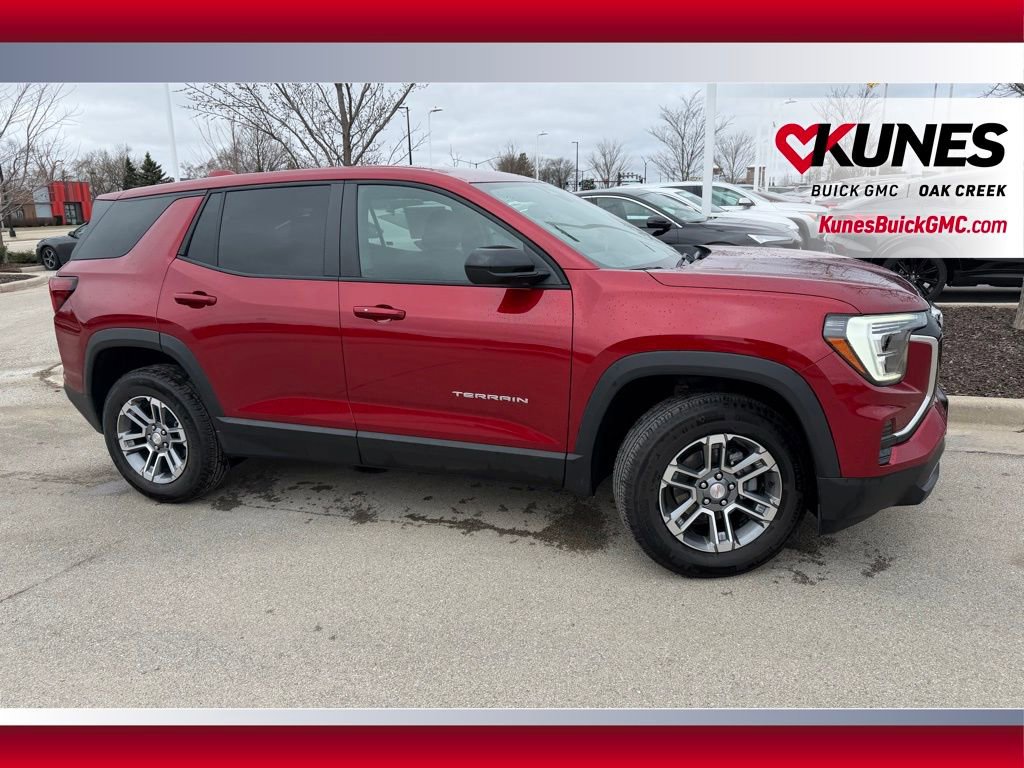 Used 2025 GMC Terrain Elevation image 4