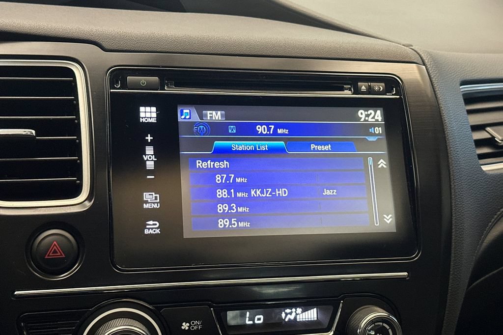 Used 2015 Honda Civic EX-L image 17