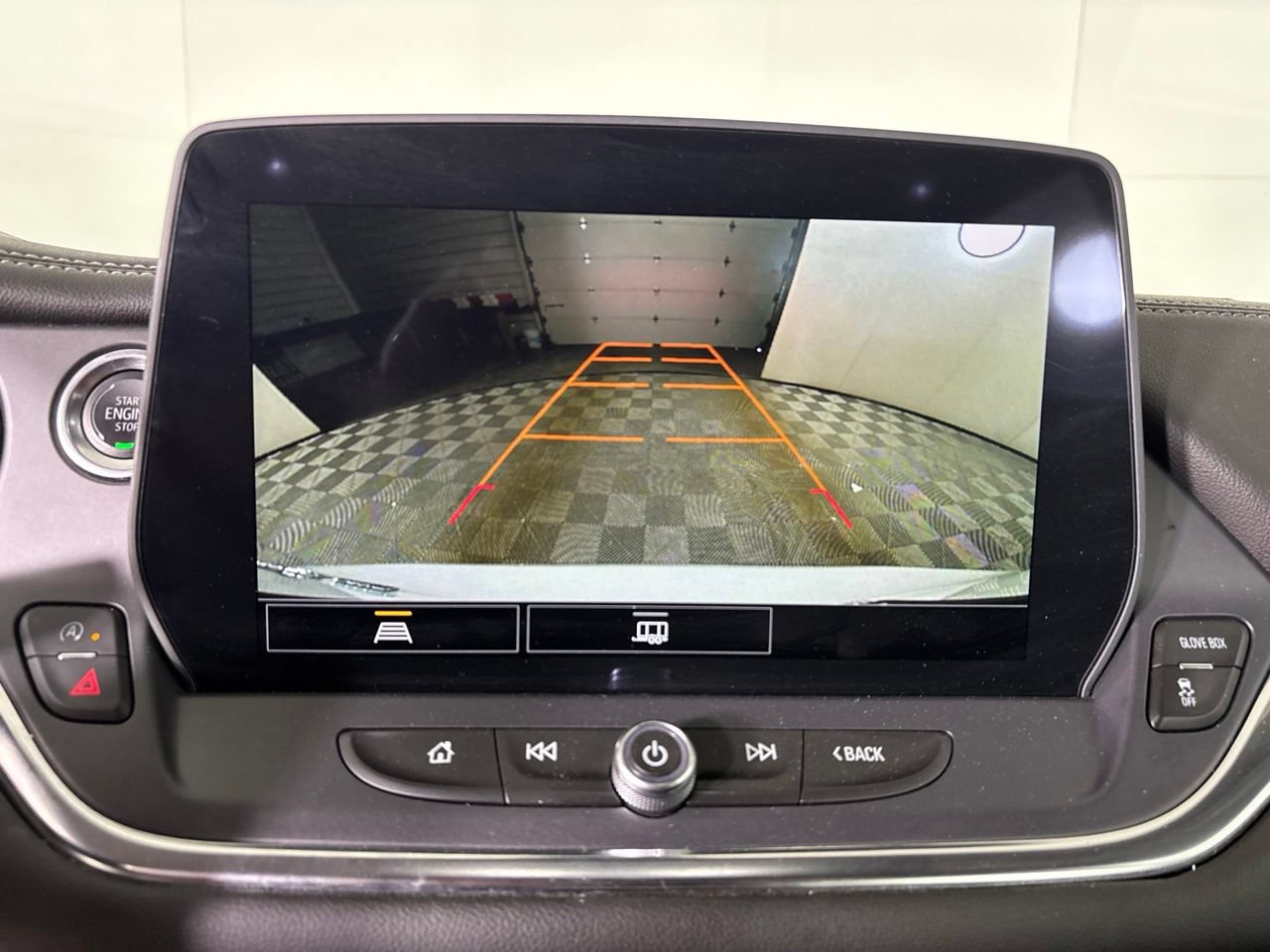 Used 2025 Chevrolet Blazer LT AWD/4WD image 18