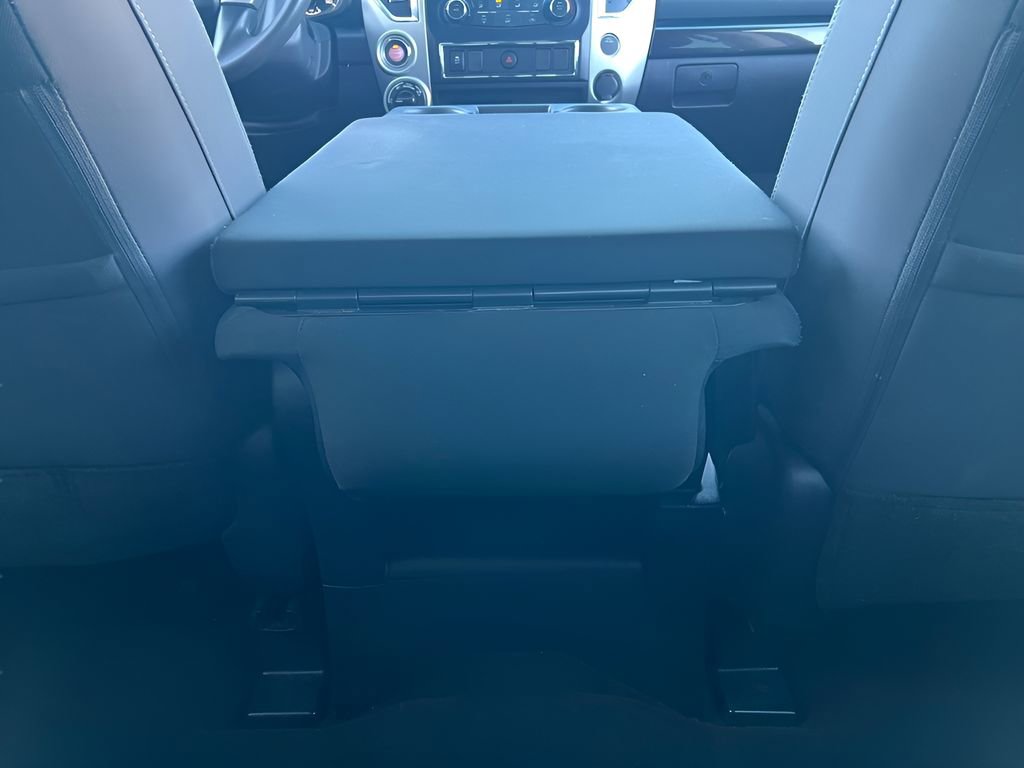 Used 2018 Nissan Titan Platinum Reserve image 23
