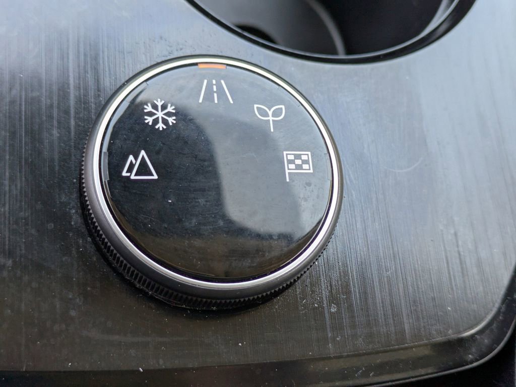 Used 2023 Nissan Rogue SV image 23