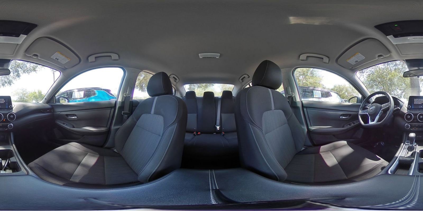Used 2025 Nissan Sentra SV FWD image 41