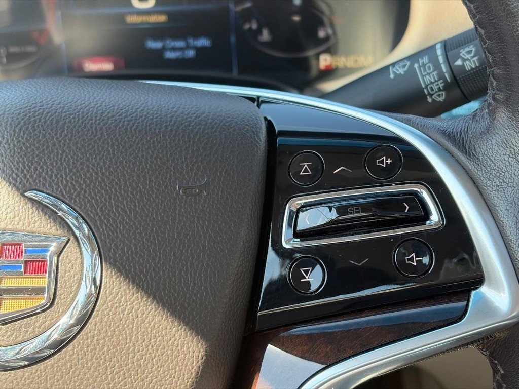 Used 2013 Cadillac XTS Premium image 26