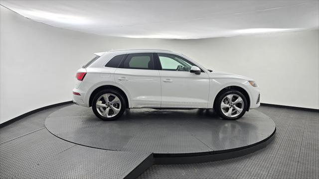 Used 2023 Audi Q5 2.0T Premium Plus w/ Premium Plus Package AWD/4WD image 9