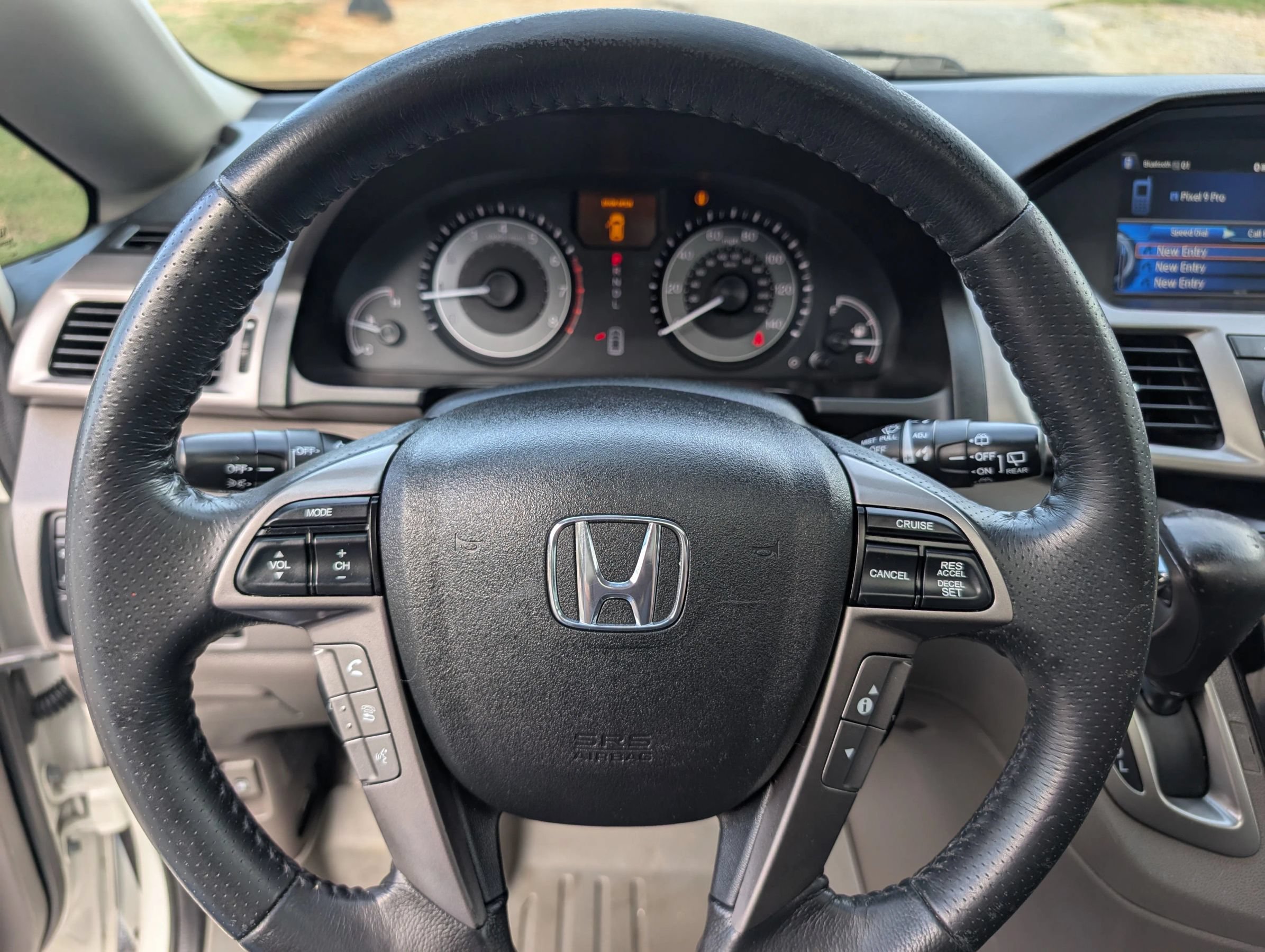 Used 2016 Honda Odyssey Touring Elite image 14