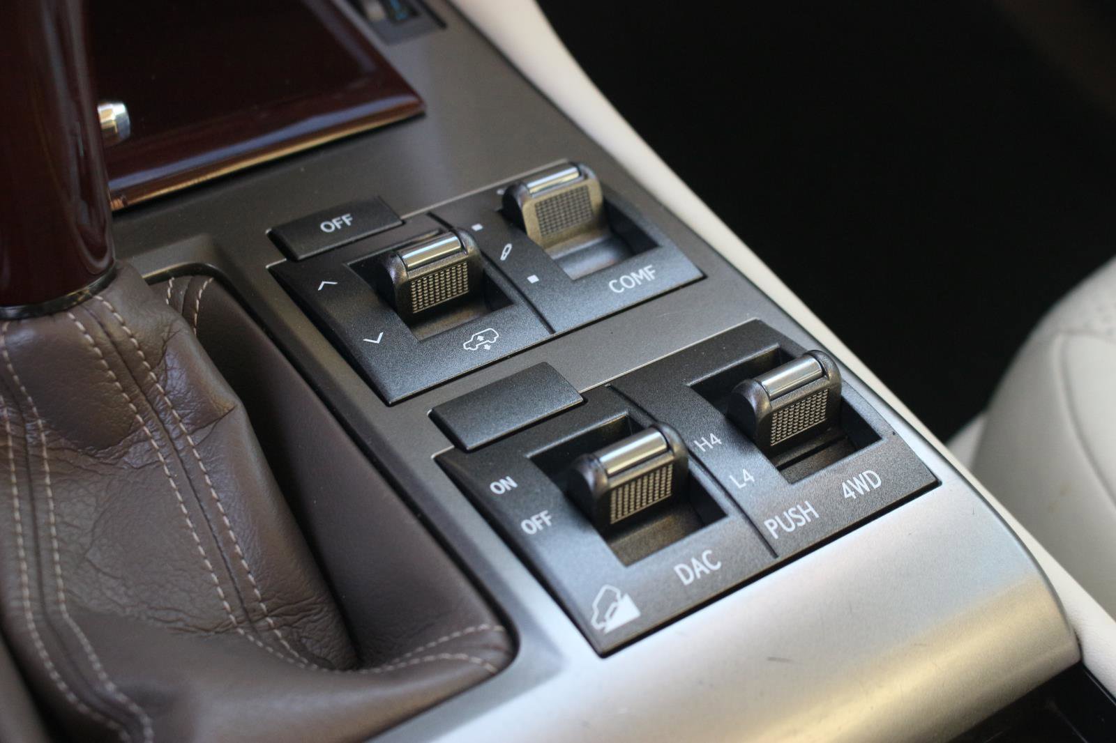 Used 2016 Lexus GX 460 Luxury AWD/4WD image 23