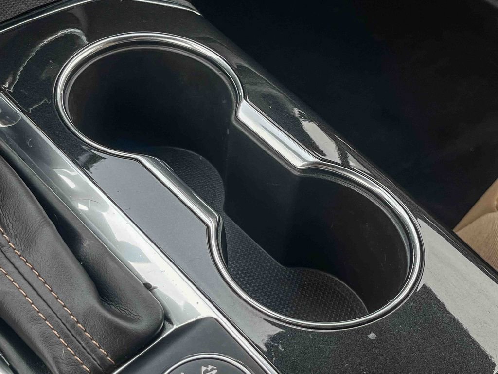 Used 2019 Chevrolet Blazer Premier w/ Sun and Wheels Package image 30