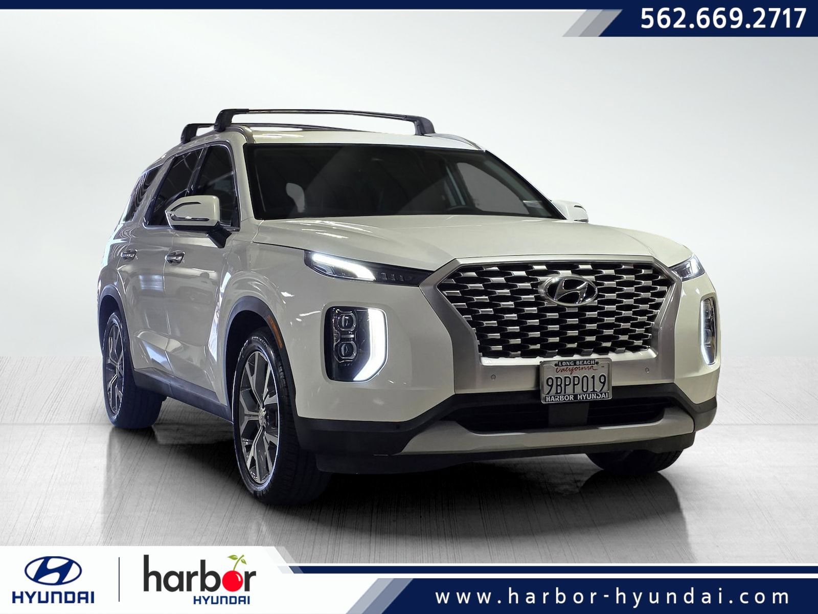 Used 2022 Hyundai Palisade SEL w/ 8P Bench Seat Package FWD image 1