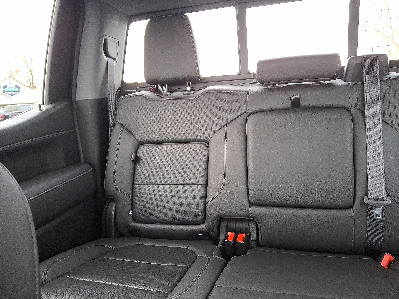 Used 2019 GMC Sierra 1500 SLT image 18